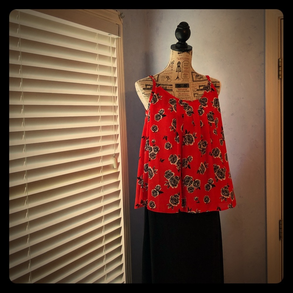 Sleeveless Floral Blouse